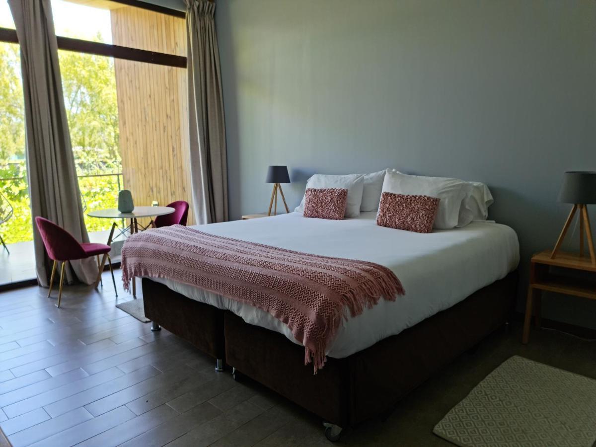 Hotel Parronales Санта Крус Екстериор снимка